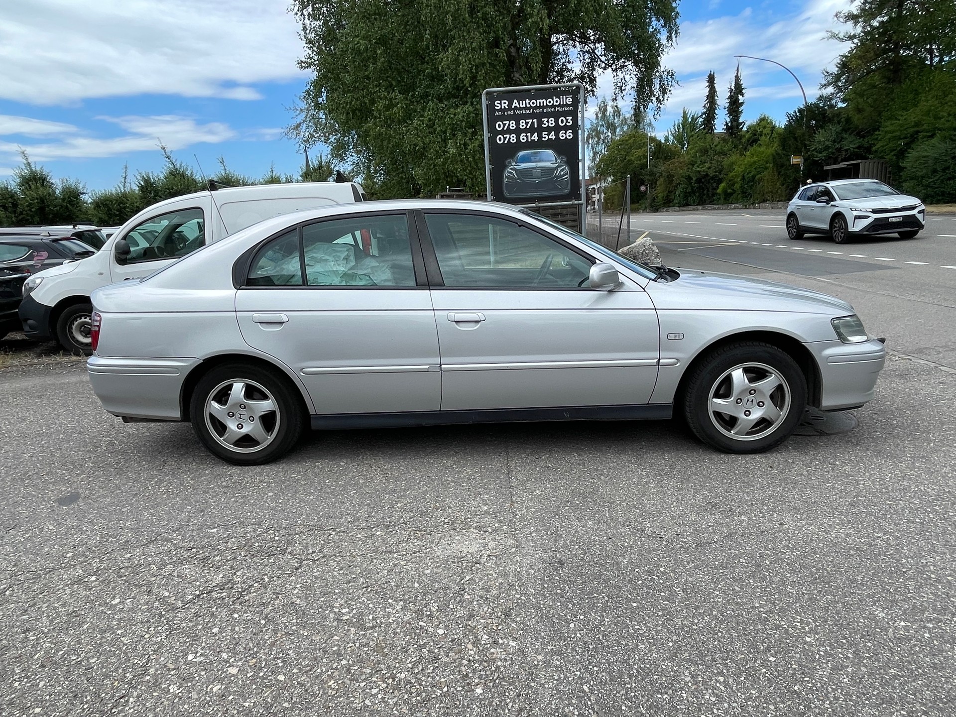 HONDA Accord 2.0i ES-image-5