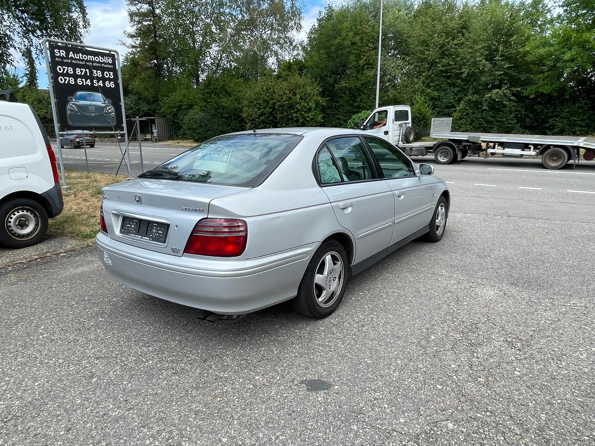 HONDA Accord 2.0i ES-image-4