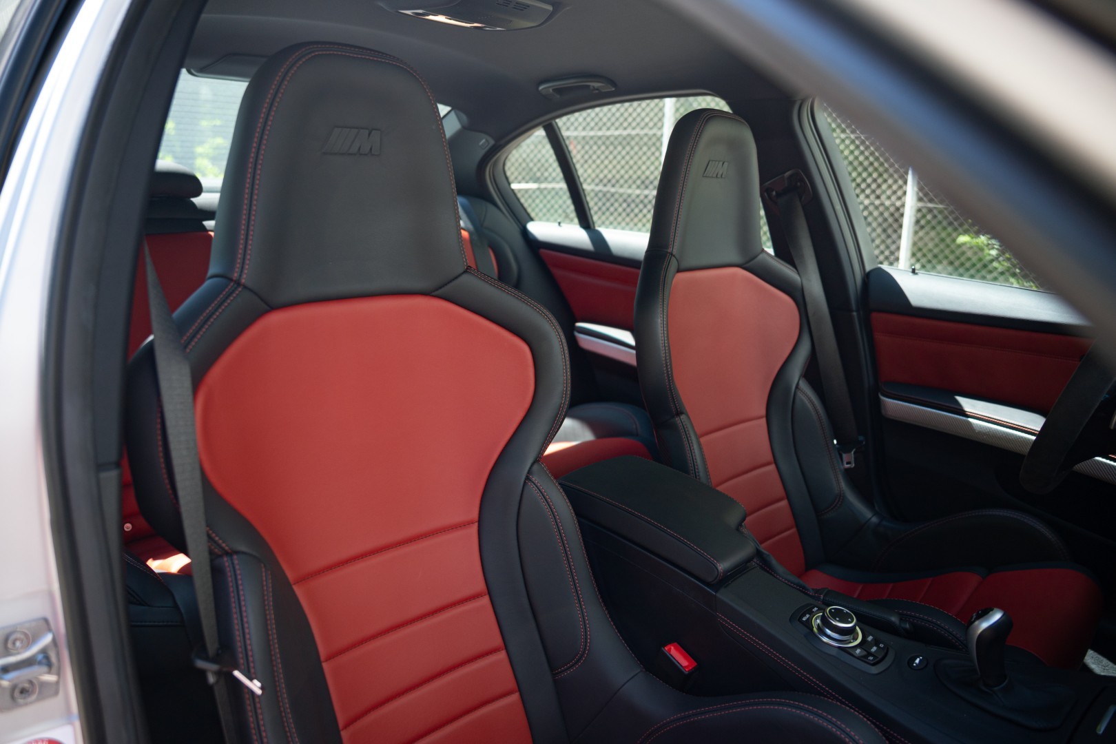 BMW M3 CRT DSG-image-12
