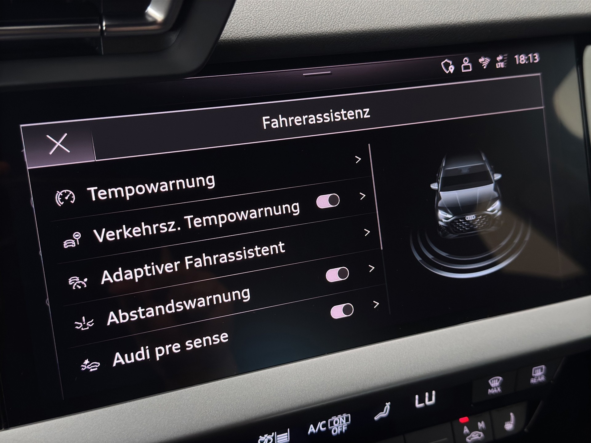 AUDI A3 Sportback 30 TFSI S Line "Sport Edition" S-tronic "Leder-Navi-RF.-Kamera"-image-20