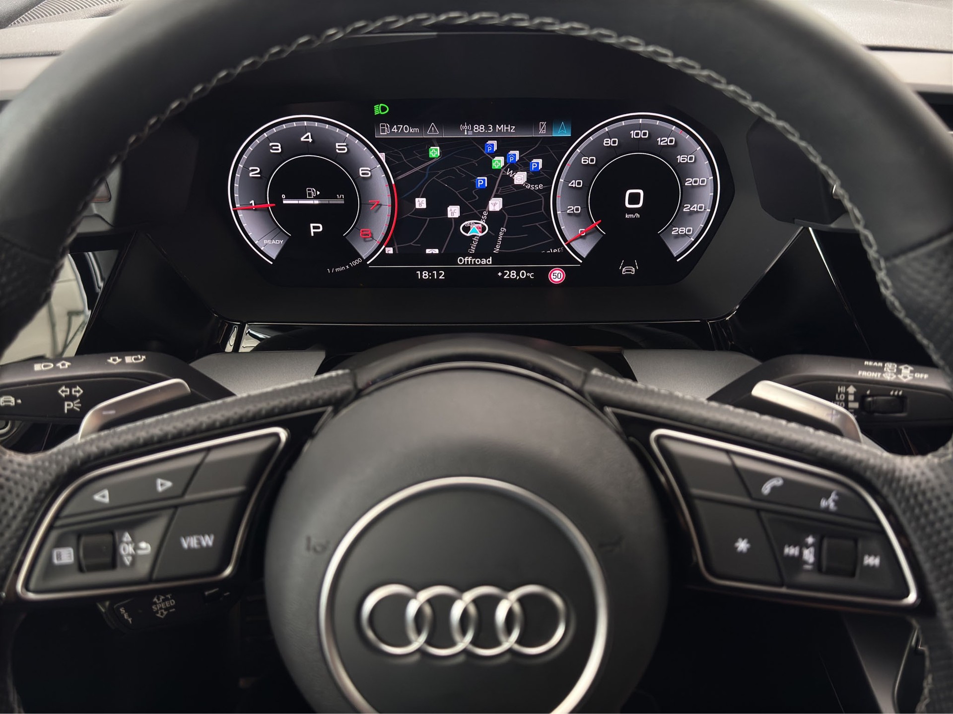 AUDI A3 Sportback 30 TFSI S Line "Sport Edition" S-tronic "Leder-Navi-RF.-Kamera"-image-13
