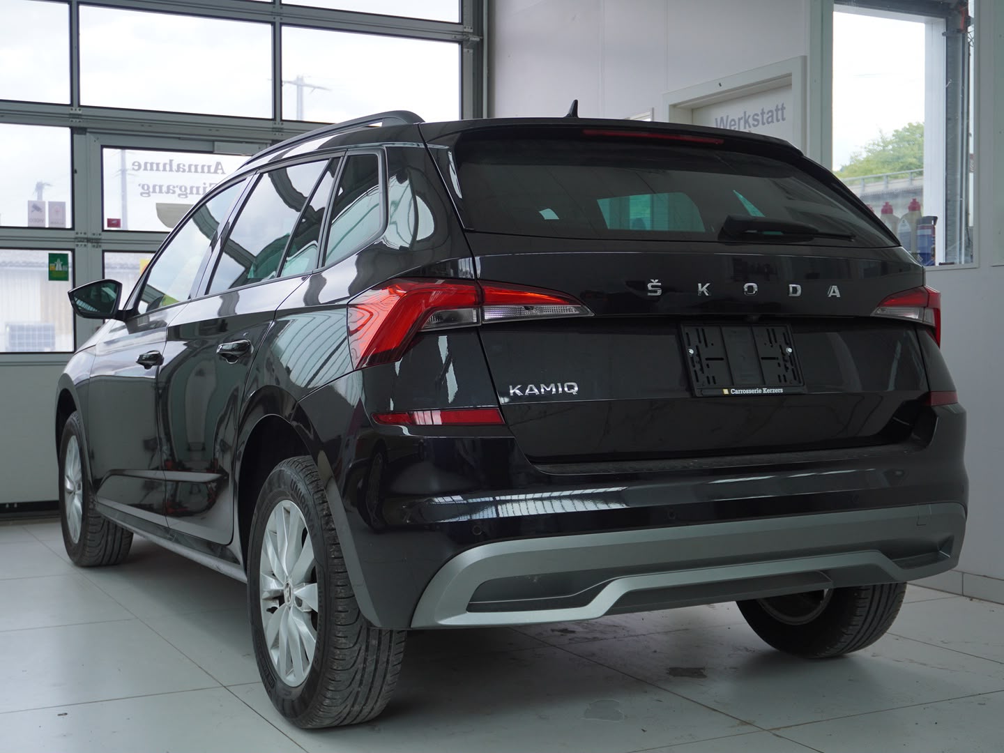 SKODA Kamiq 1.0 TSI Ambition-image-1