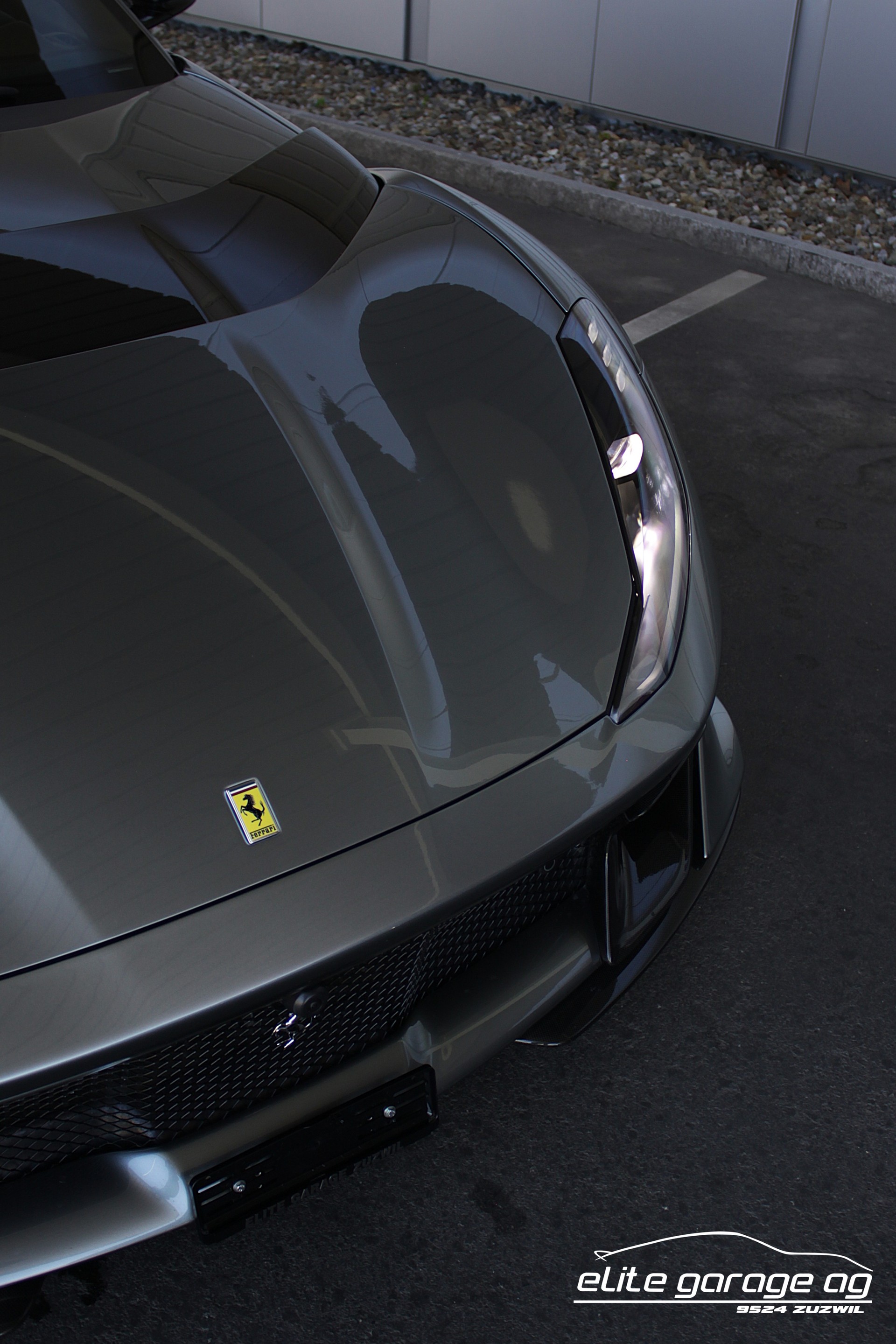 FERRARI 812 Competizione AUS 1. HAND-image-11