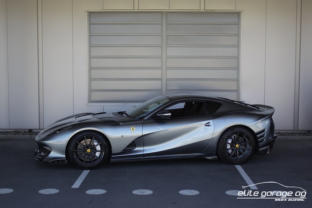 Ferrari 812 Competizione AUS 1. HAND