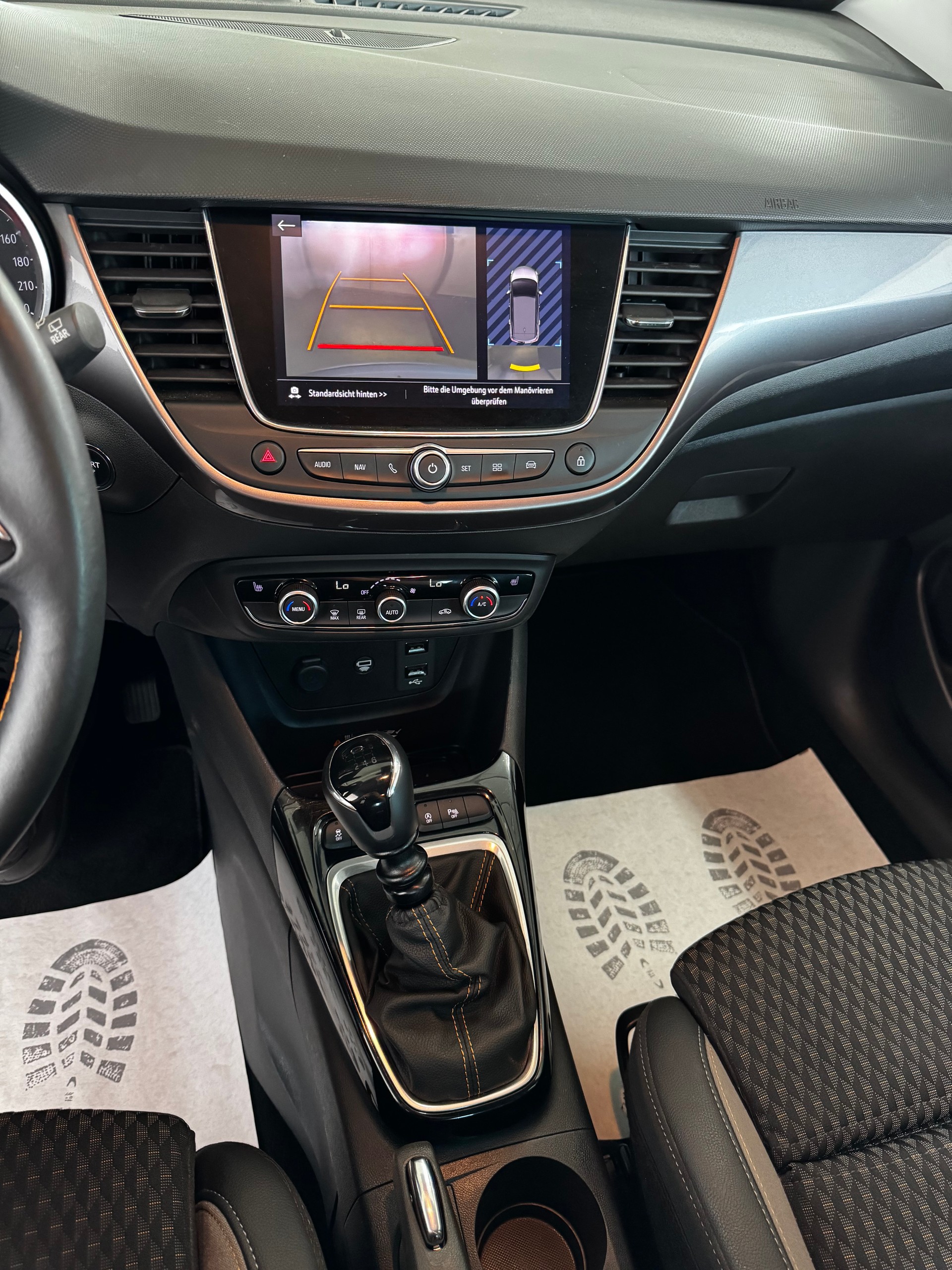 OPEL Crossland X 1.2i TP Ultimate-image-19