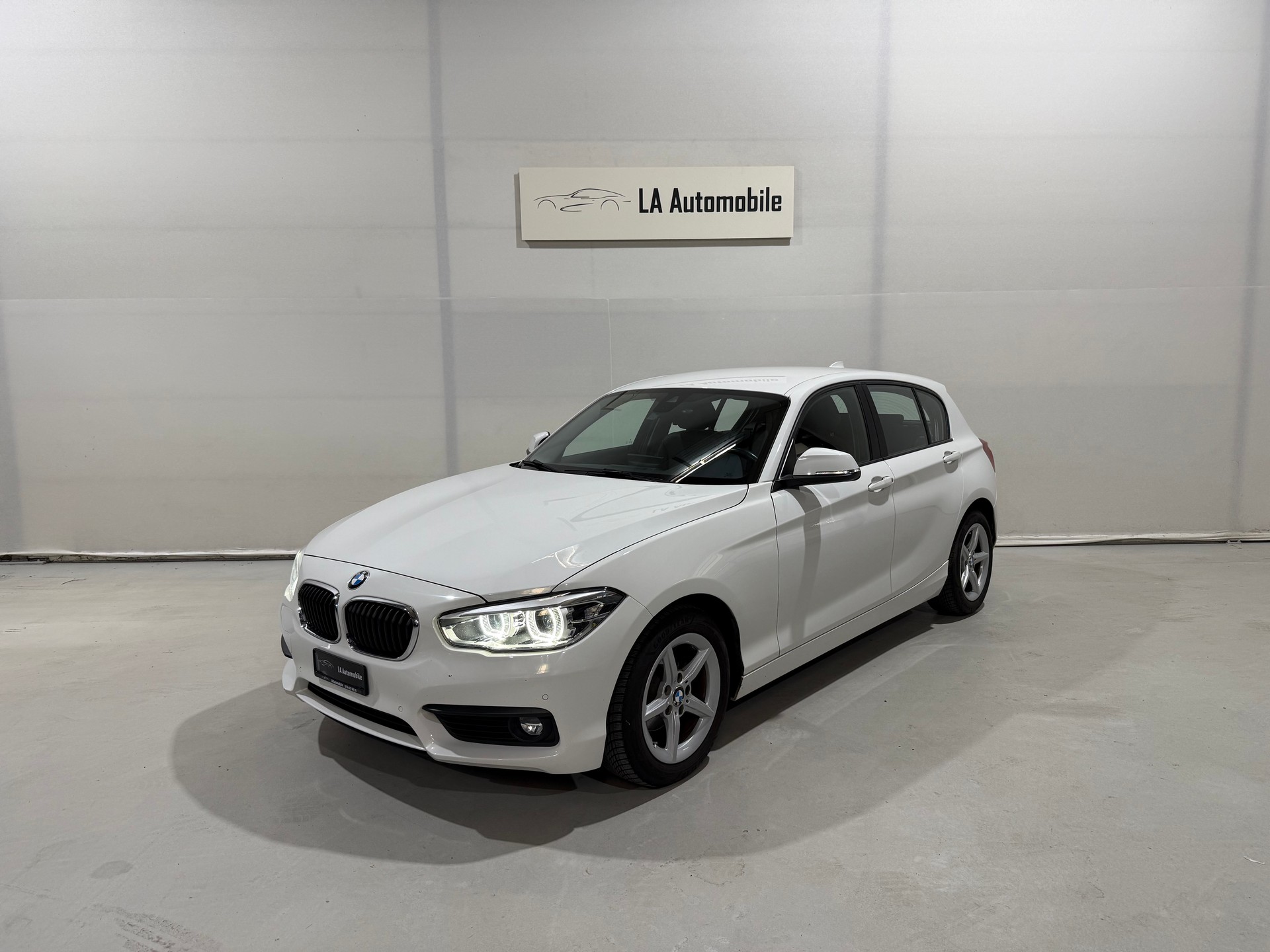 BMW 118i Steptronic (CH-Fahrzeug)-image-0