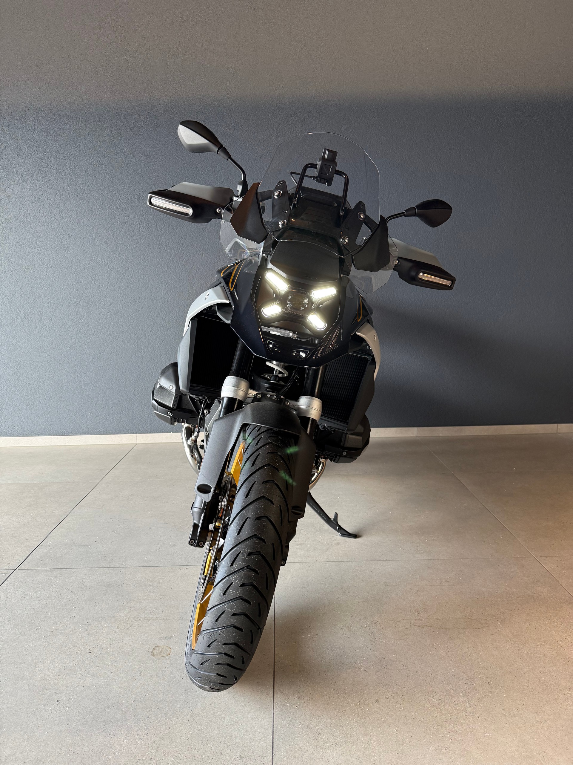 BMW R 1300 GS-showroom-element-2
