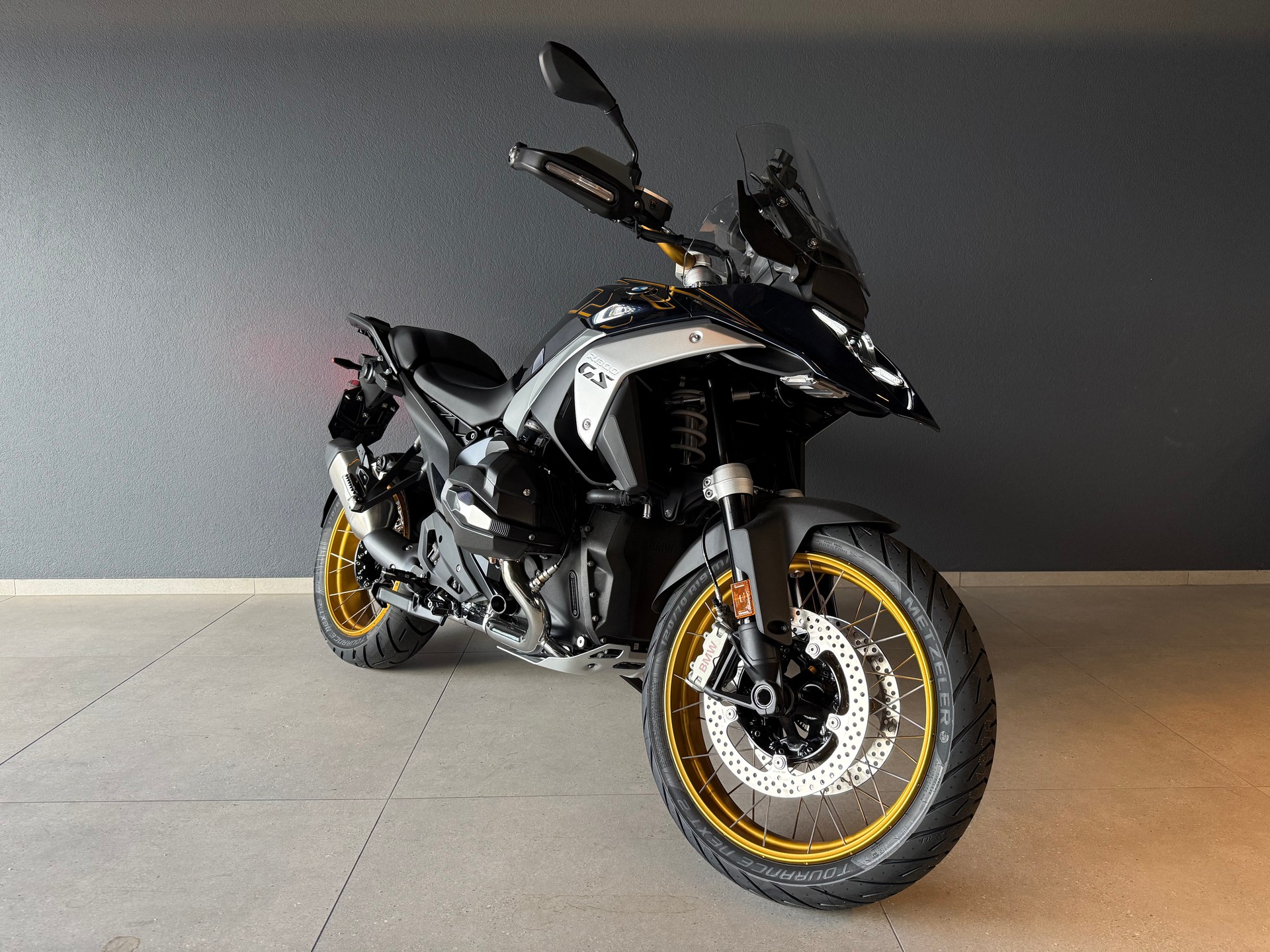 BMW R 1300 GS-showroom-element-3