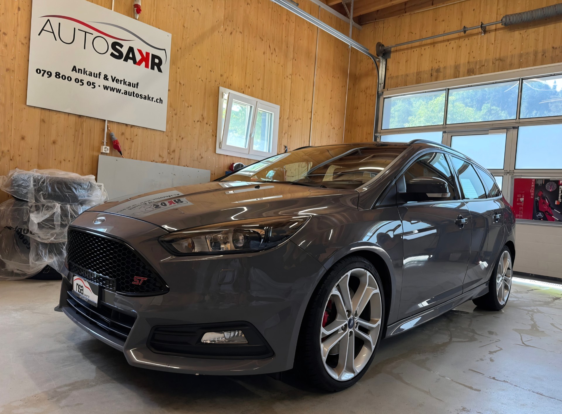 FORD Focus 2.0 TDCi ST3 Powershift-image-0