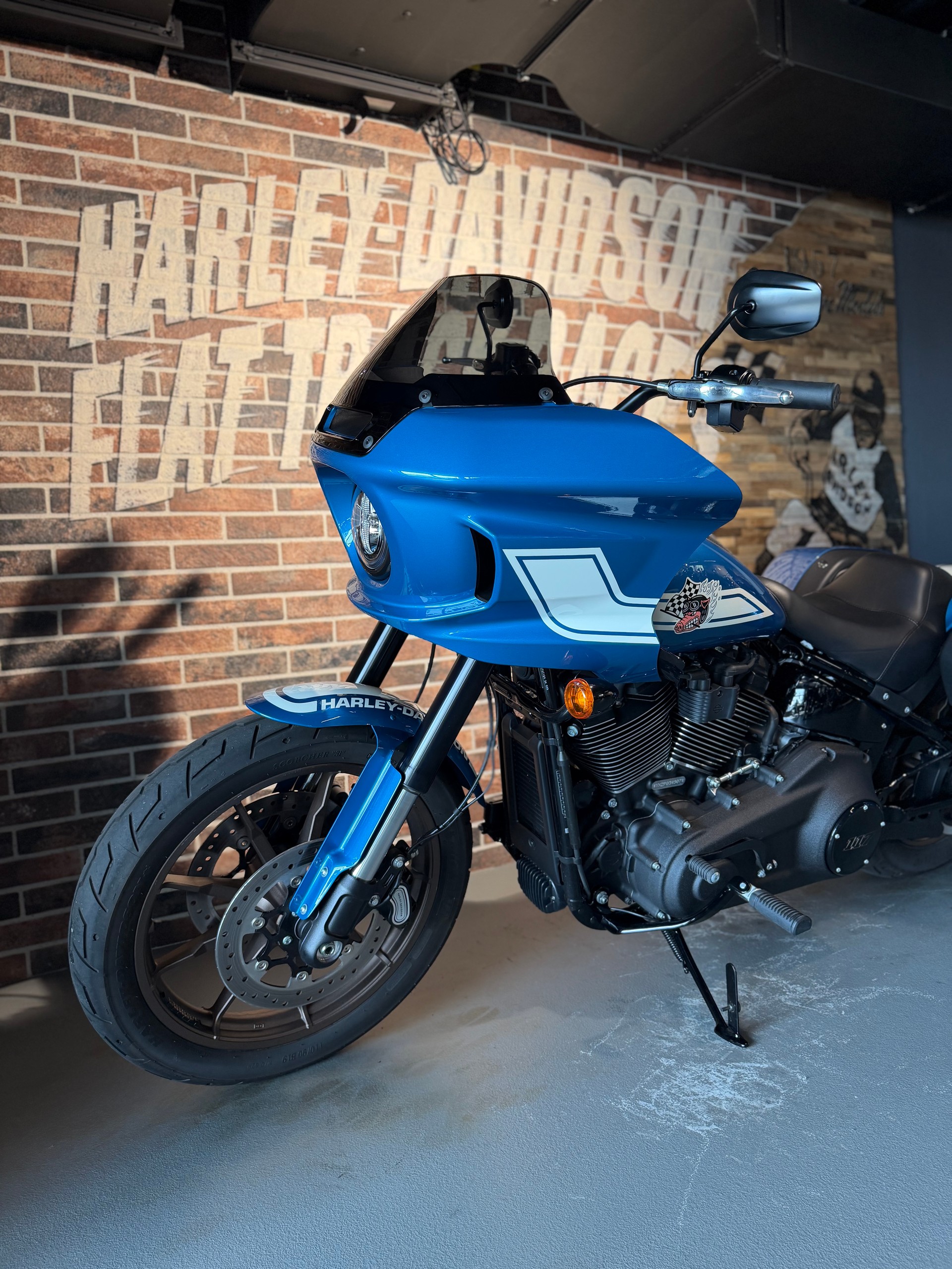 HARLEY-DAVIDSON FXLRST Low Rider ST Fast Johnnie 117-showroom-element-3