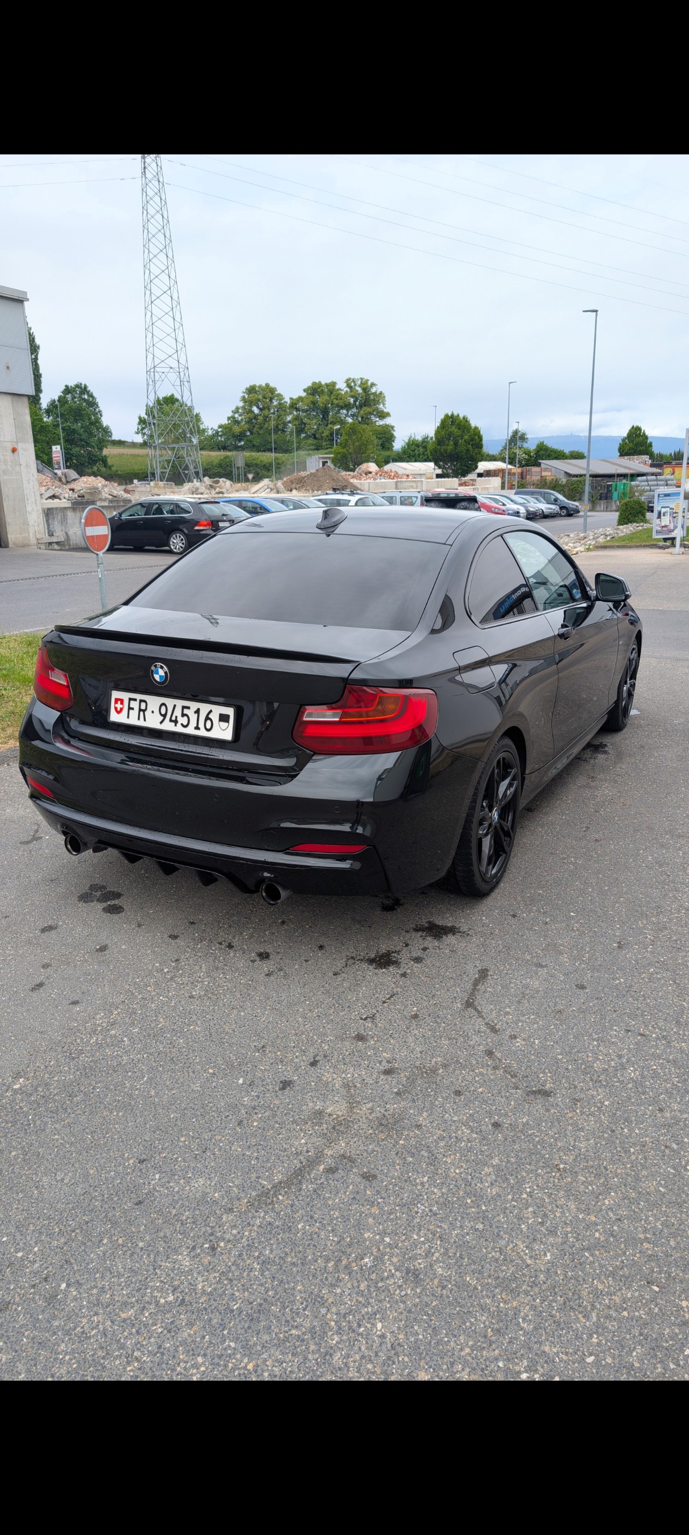 BMW M235i xDrive-image-1