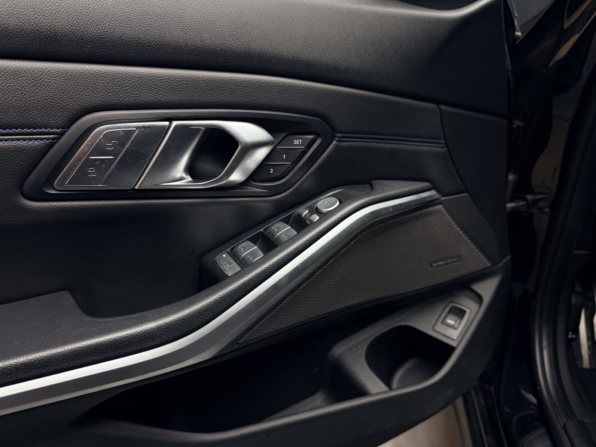 BMW M340i xDrive Steptronic-image-9