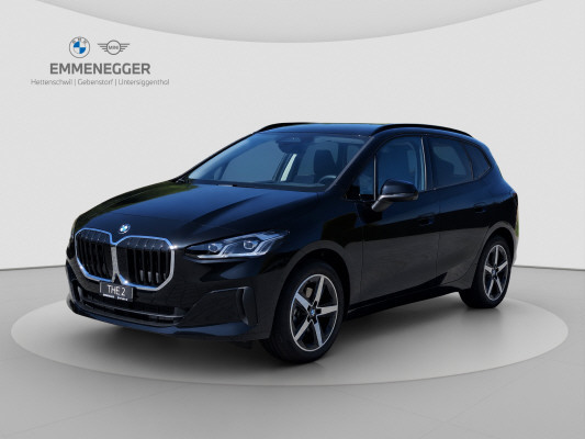 BMW 220i Active Tourer-image-0