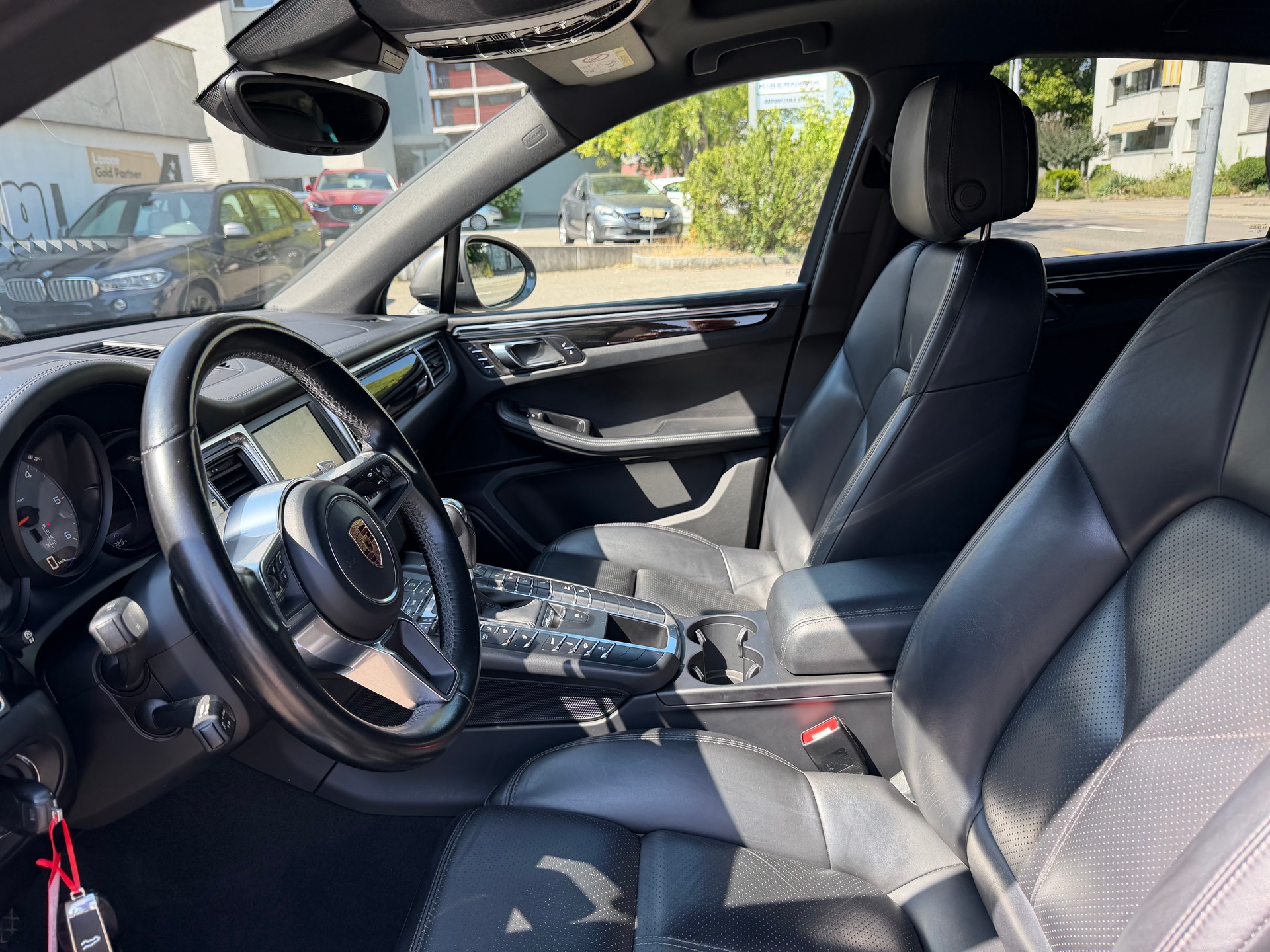 PORSCHE Macan S Diesel PDK-image-17