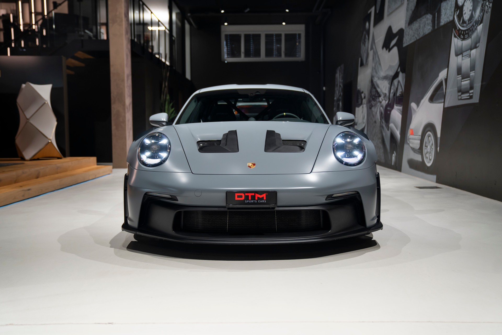 PORSCHE 911 GT3 RS-image-1