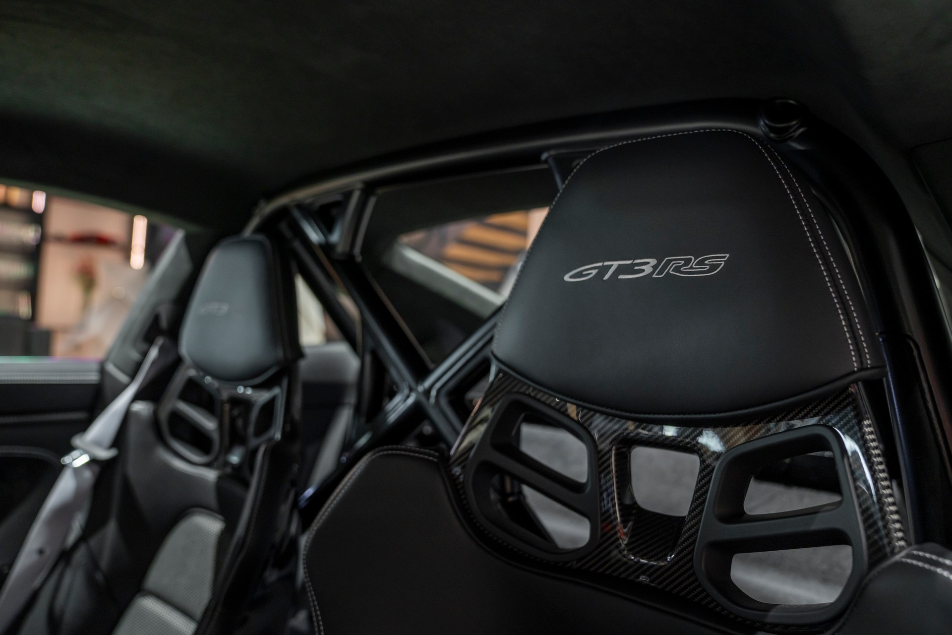 PORSCHE 911 GT3 RS-image-16