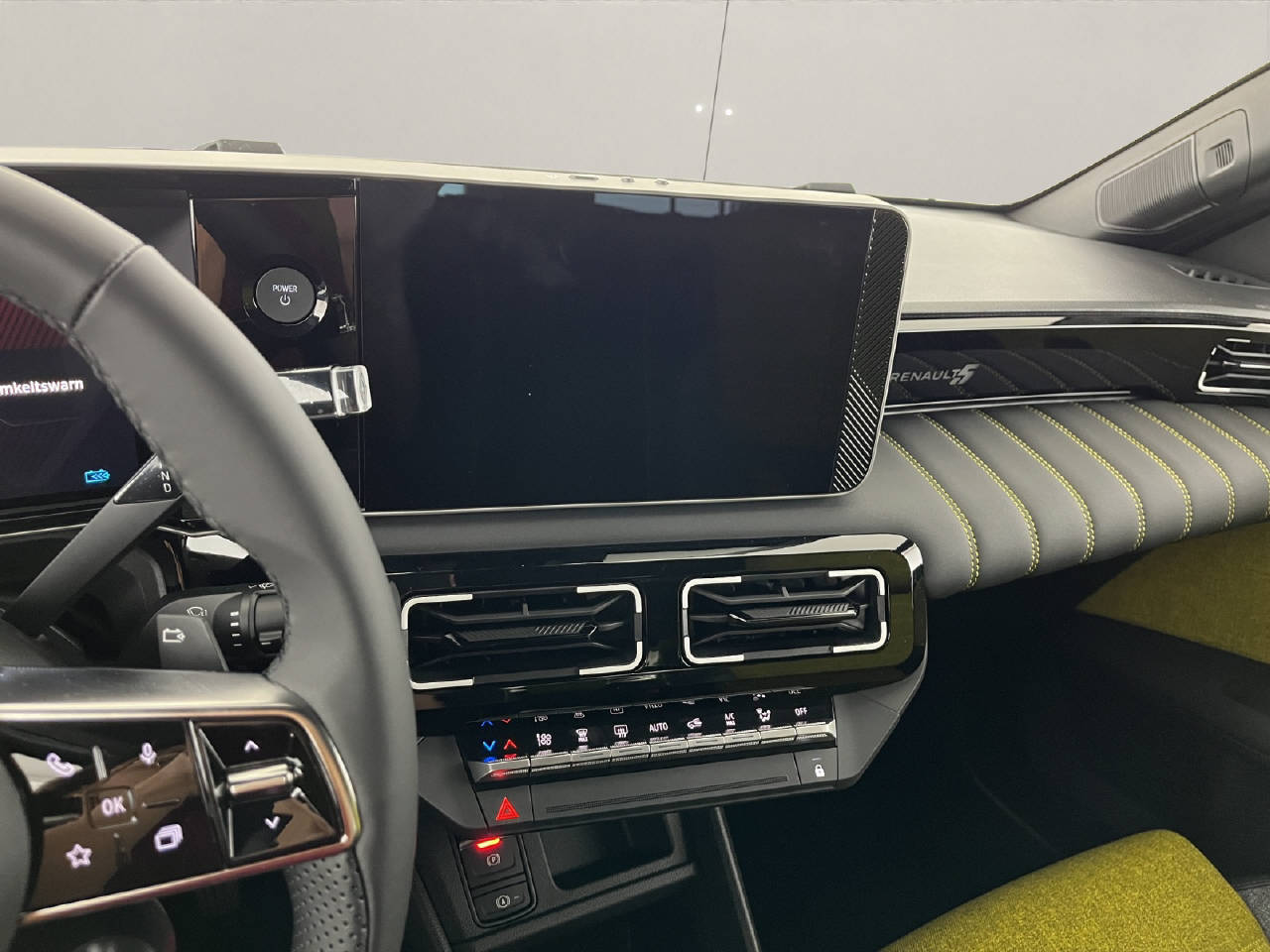 RENAULT R5 E-Tech Comfort Range iconic five-image-11