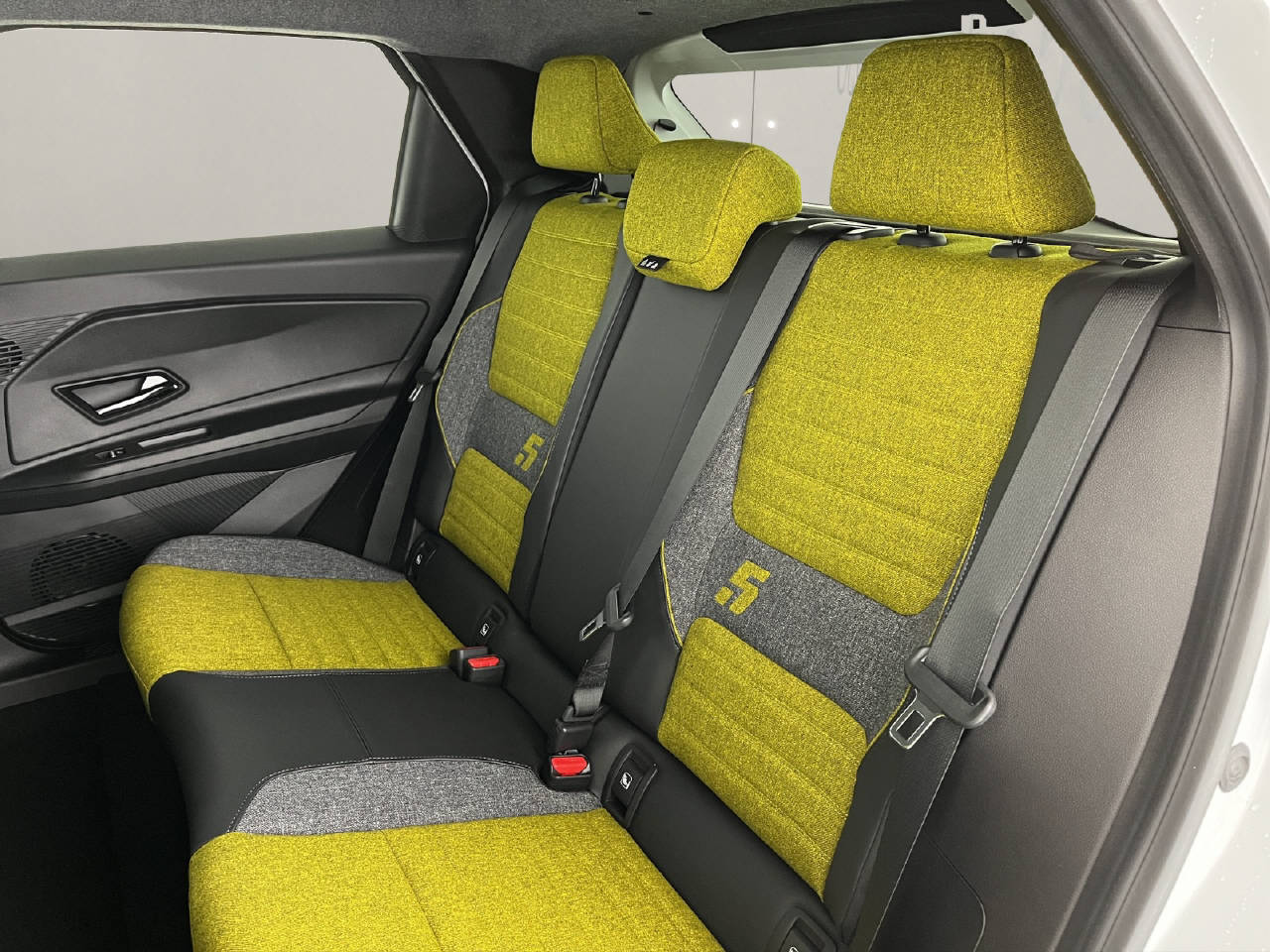 RENAULT R5 E-Tech Comfort Range iconic five-image-16