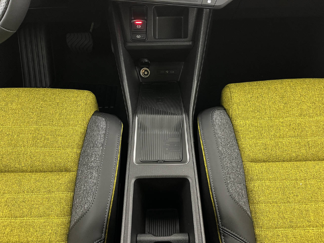 RENAULT R5 E-Tech Comfort Range iconic five-image-12