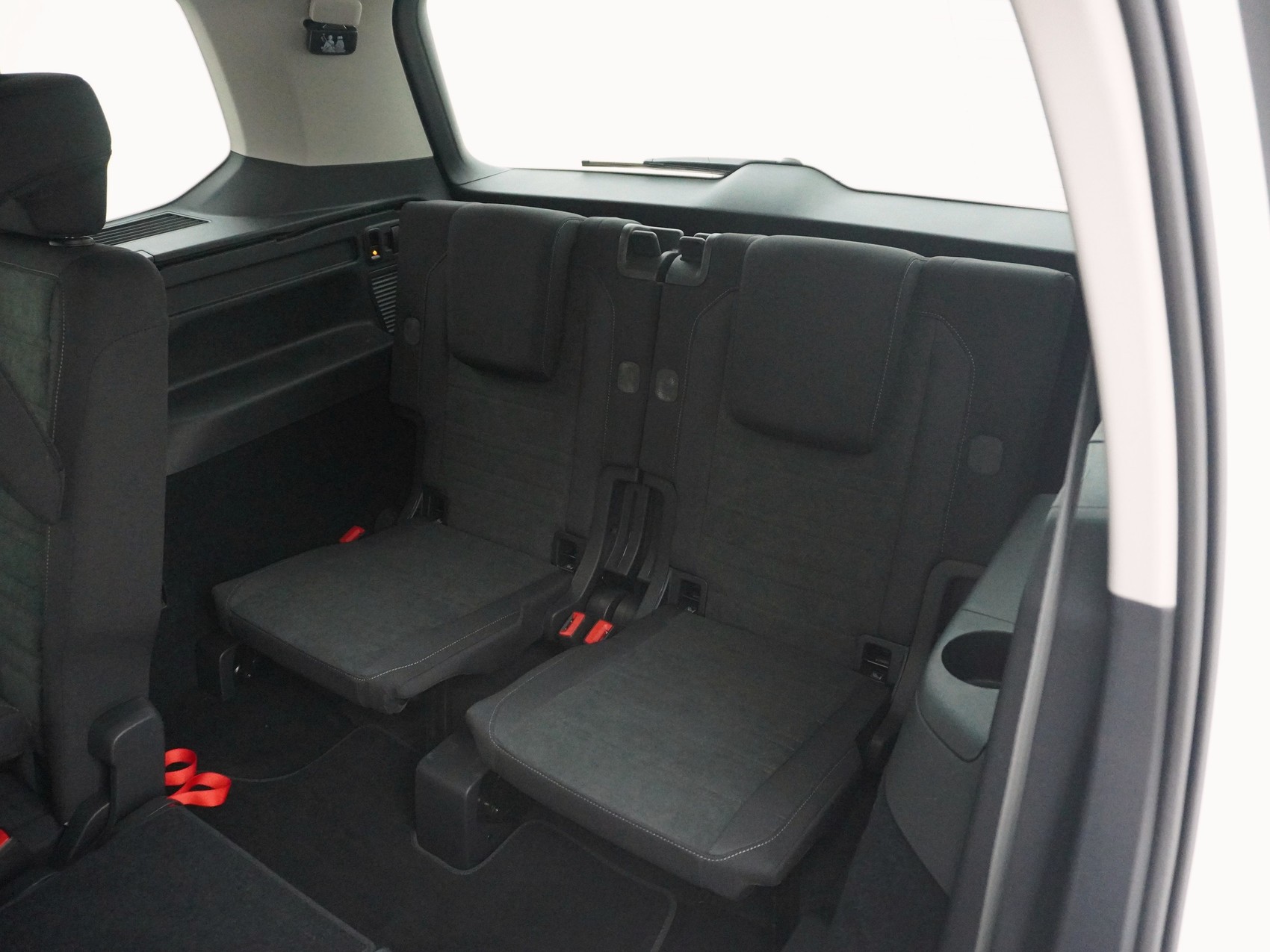 VW Touran 1.5 TSI R-Line DSG-image-6