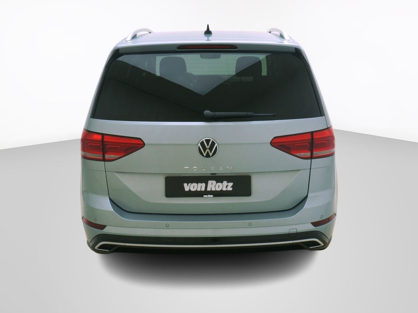 VW Touran 1.5 TSI R-Line DSG-image-2