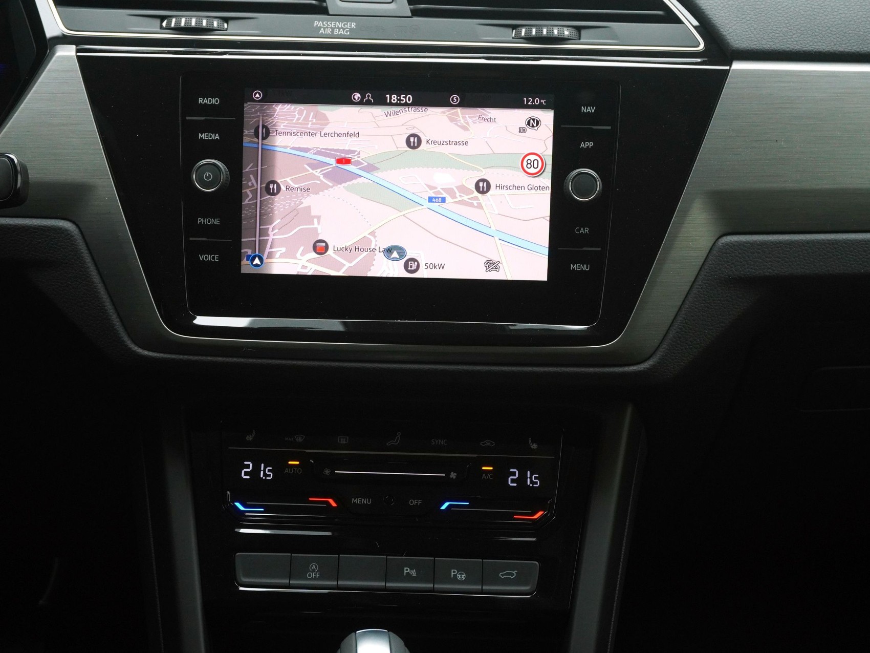 VW Touran 1.5 TSI R-Line DSG-image-9