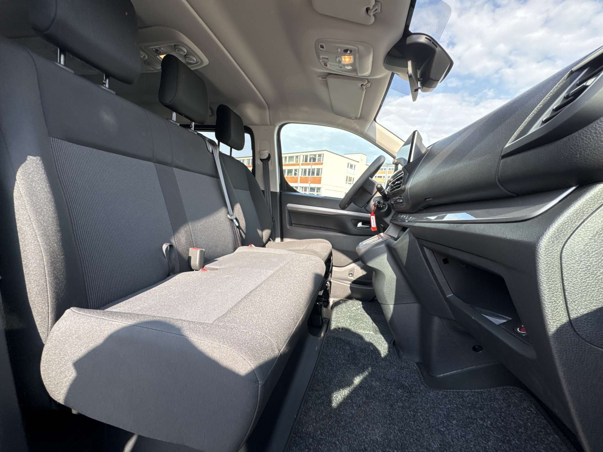 CITROEN Spacetourer 2.2 BlueHDi You XL EAT8-Automat 9-Plätzer-image-12