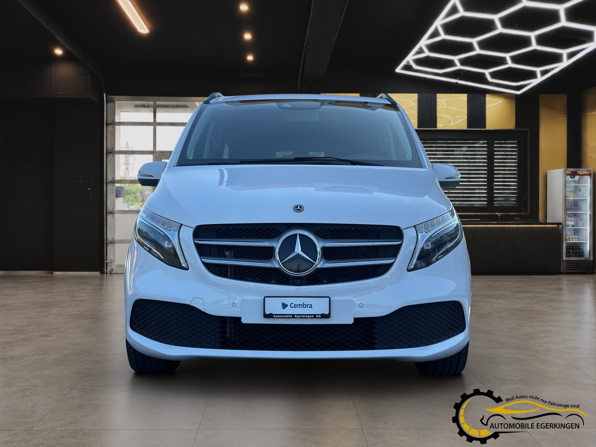 MERCEDES-BENZ V 300 d lang 4matic Van 9G-Tronic-image-1