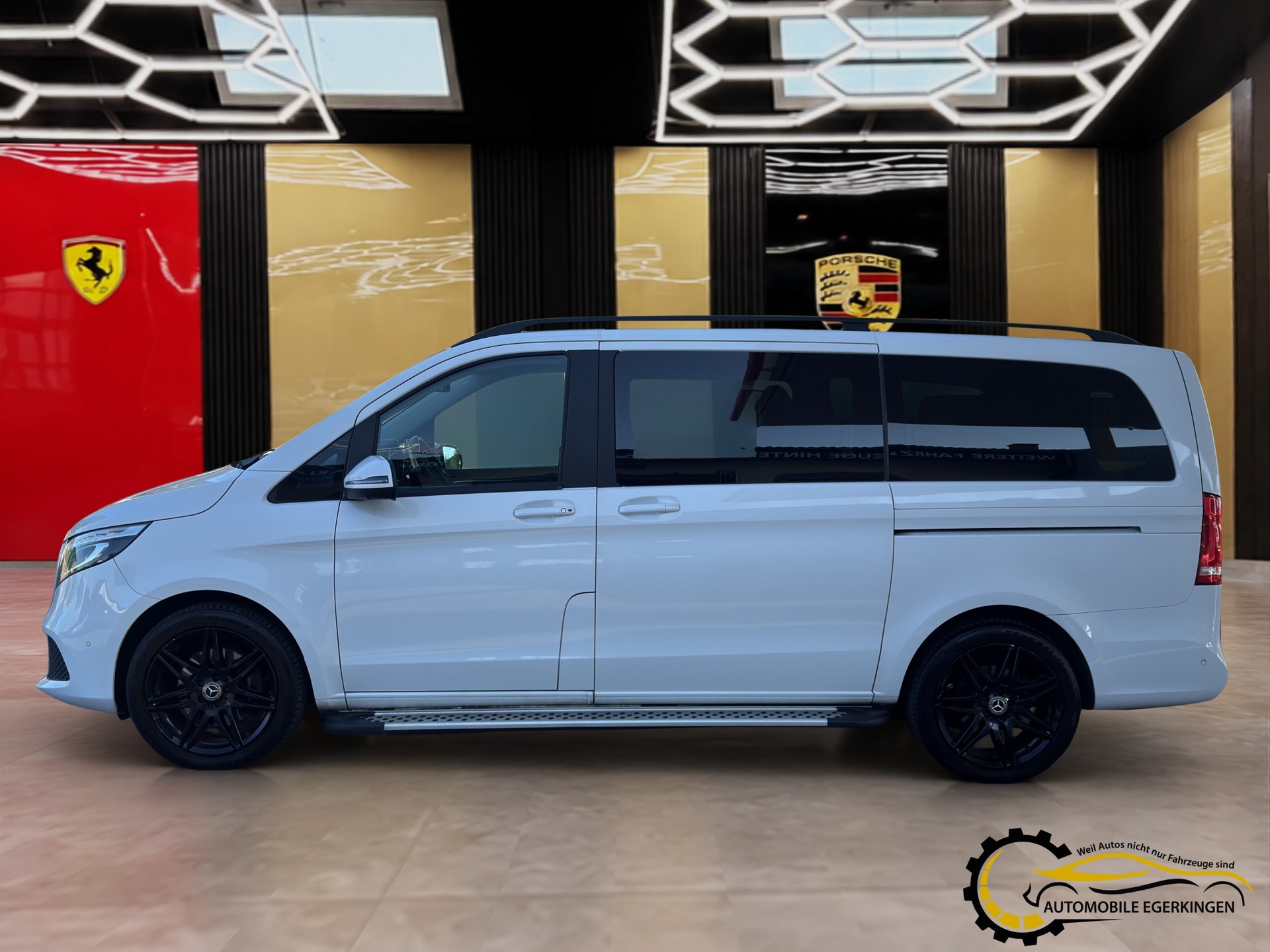 MERCEDES-BENZ V 300 d lang 4matic Van 9G-Tronic-image-7