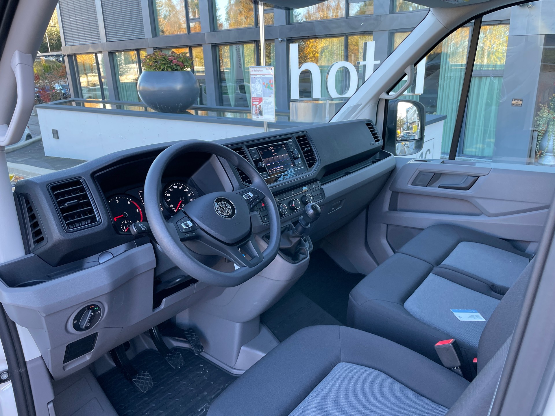 VW Crafter 35 2.0 TDI L3 Koffer mit Rückfahrkamera-image-12