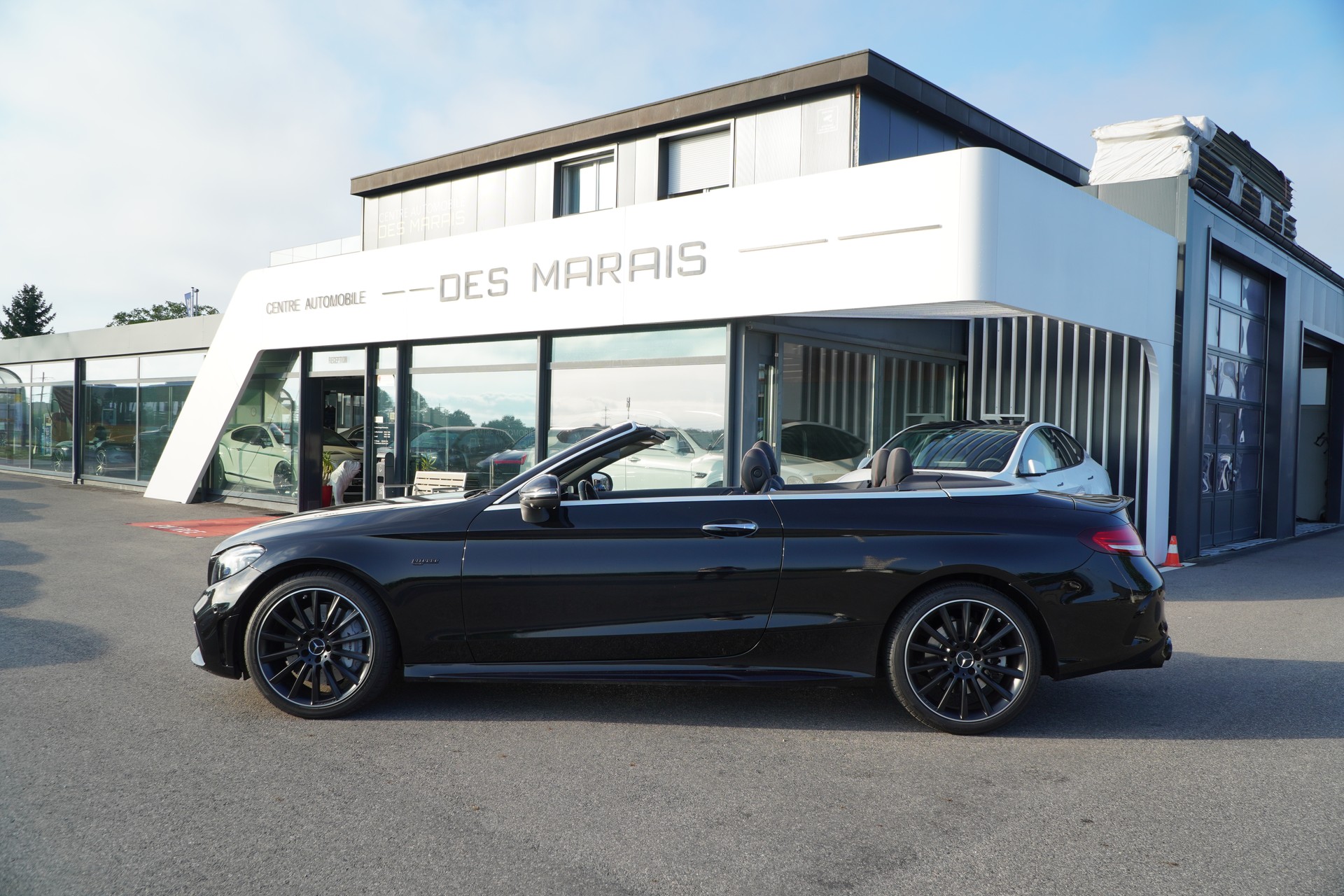MERCEDES-BENZ C 43 Cabriolet AMG 4Matic 9G-Tronic-image-9