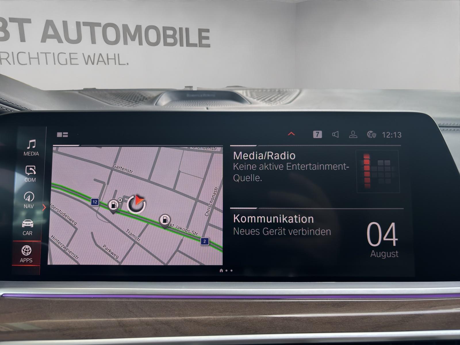 BMW X7 M50i-image-17