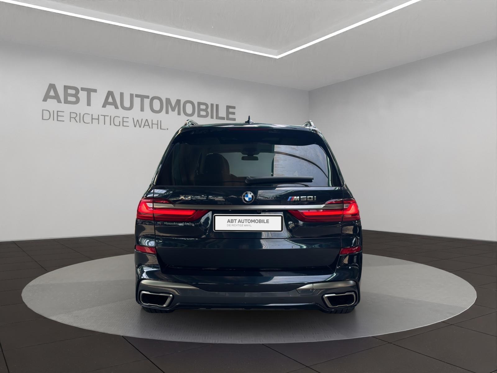 BMW X7 M50i-image-4