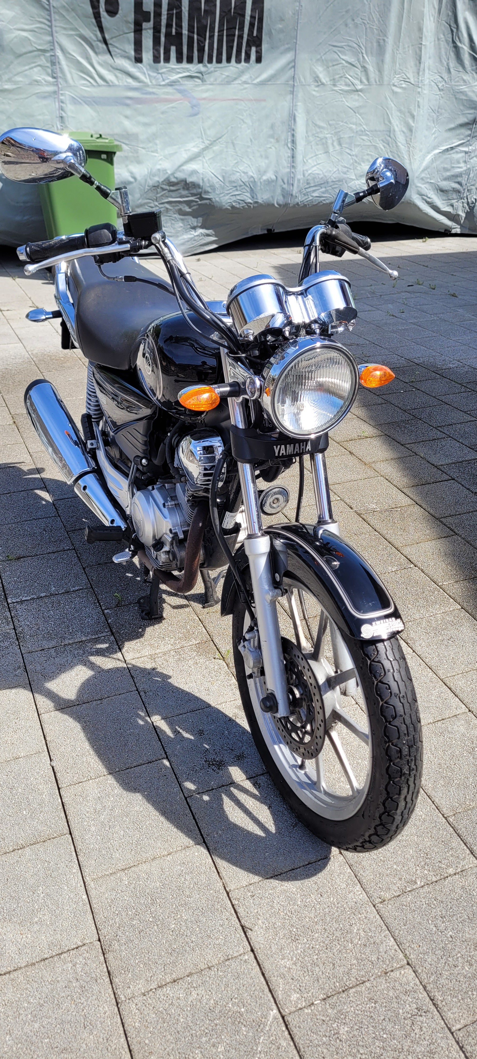 YAMAHA YBR 125 Custom-image-2