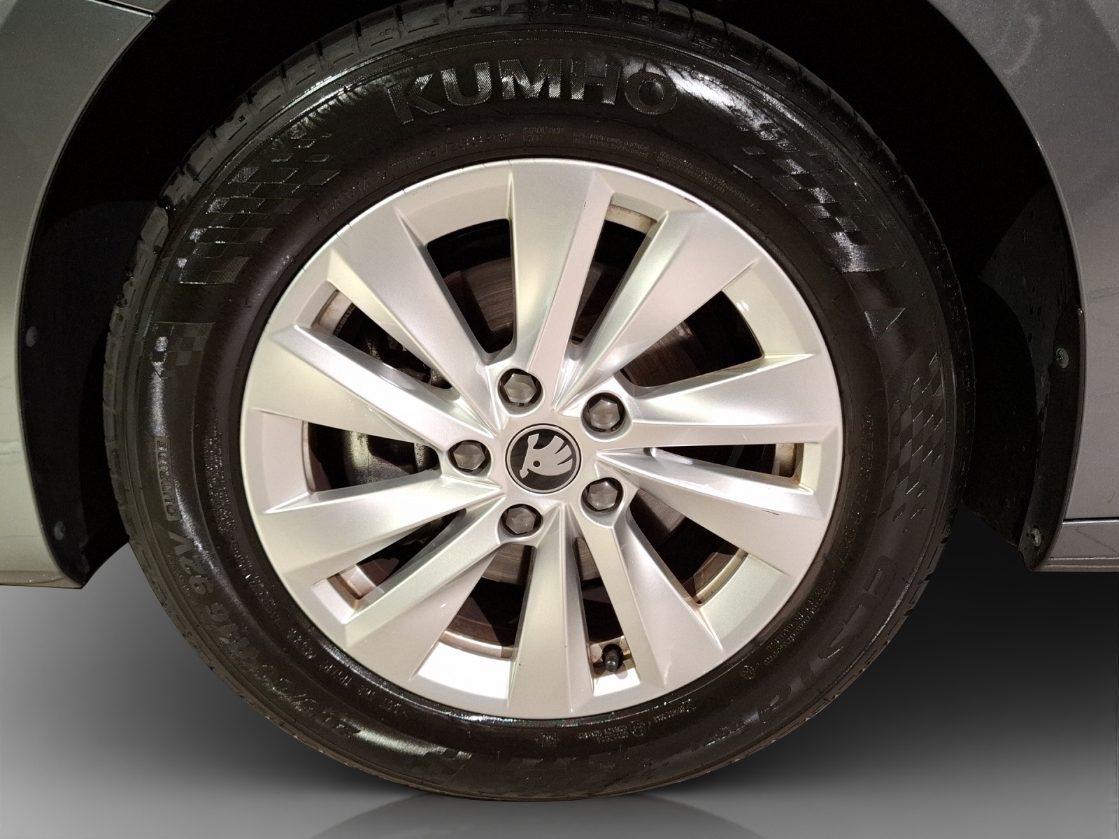 SKODA Octavia Combi 1.5 TSI mHEV DSG Dynamic-image-13