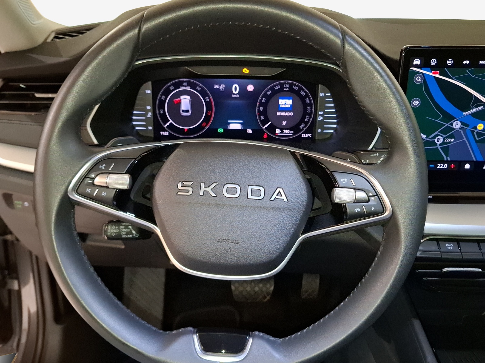 SKODA Octavia Combi 1.5 TSI mHEV DSG Dynamic-image-9