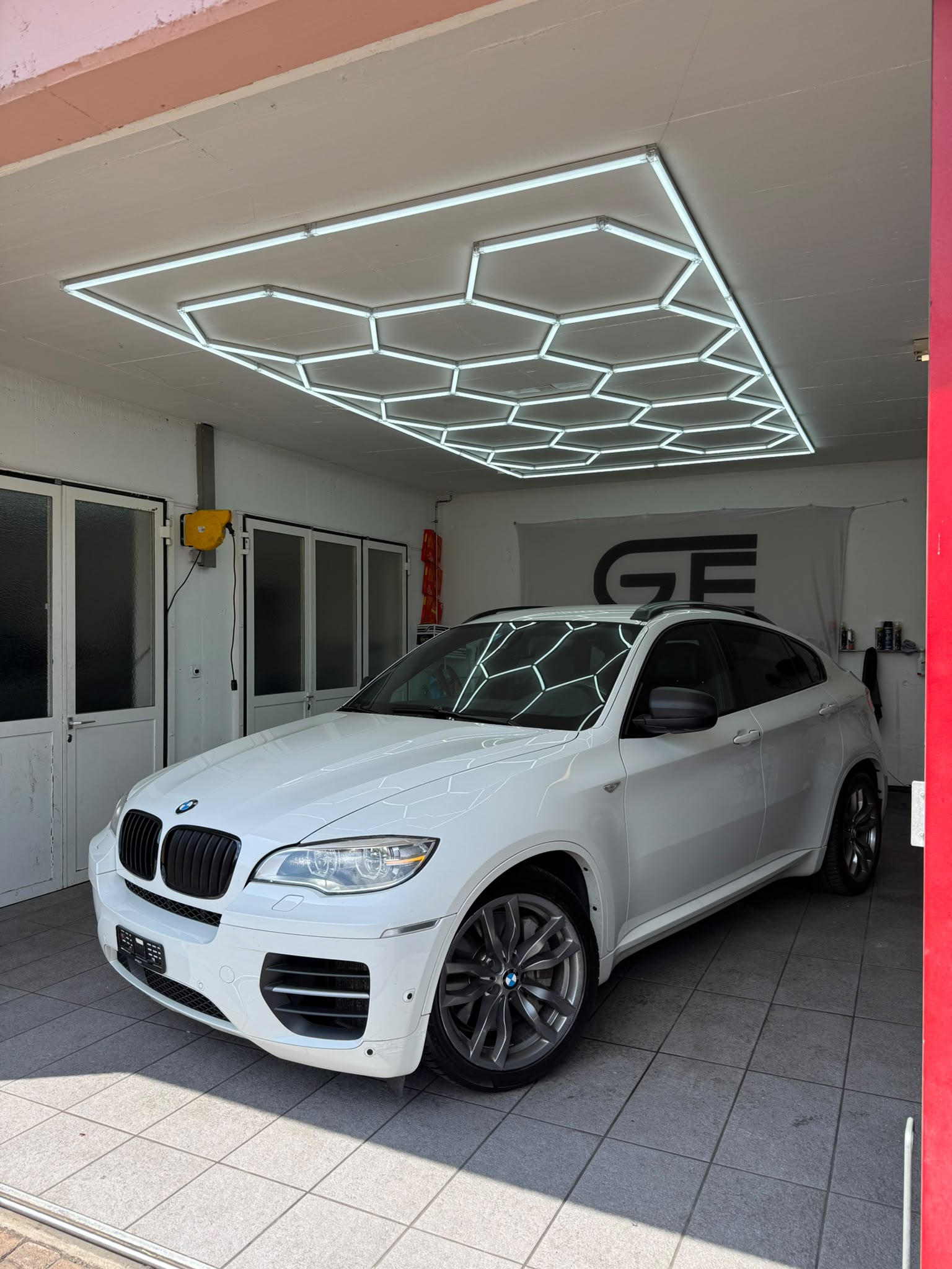 BMW X6 M50d Steptronic-image-0