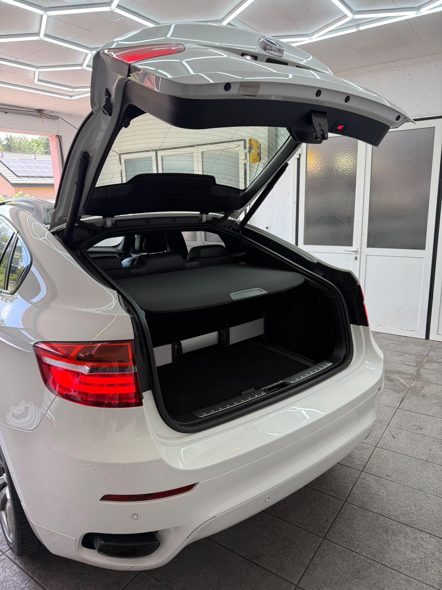 BMW X6 M50d Steptronic-image-3