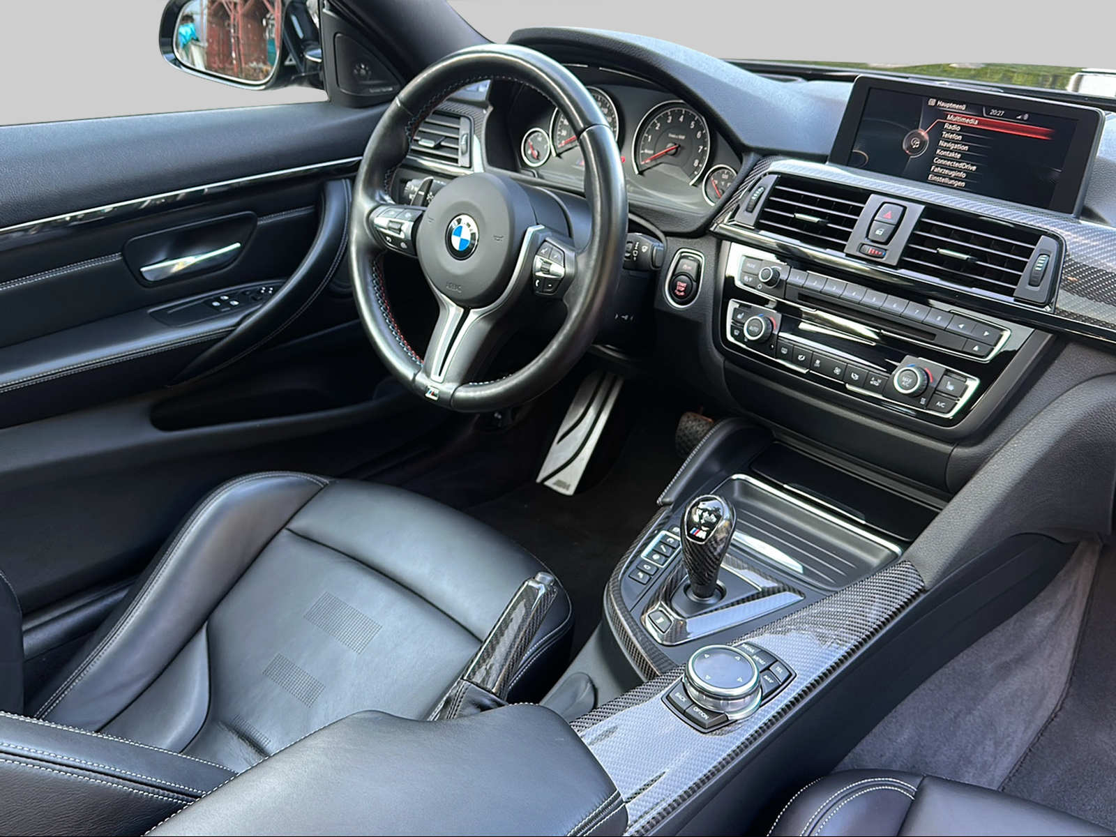 BMW M4 Coupé DKG-image-18
