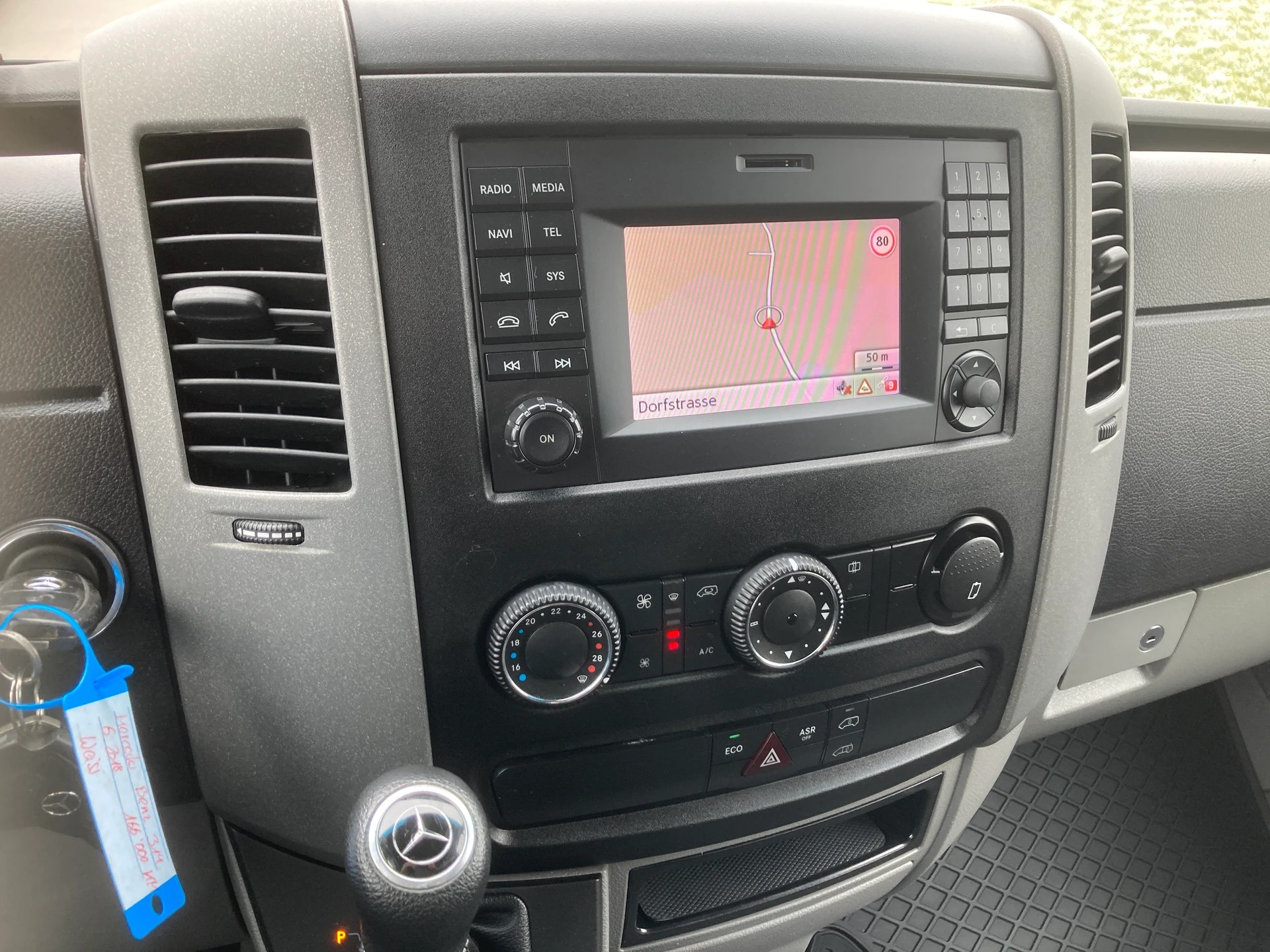 MERCEDES-BENZ Sprinter 314 CDI Standard 7G-Tronic mit Navigation und Tempomat-image-10