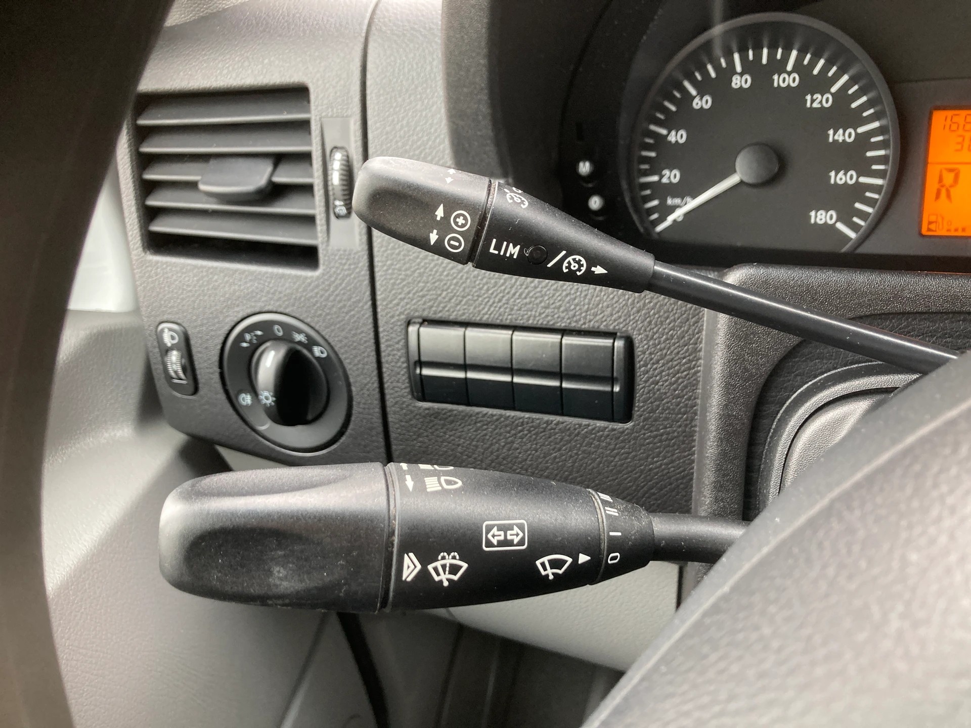 MERCEDES-BENZ Sprinter 314 CDI Standard 7G-Tronic mit Navigation und Tempomat-image-13