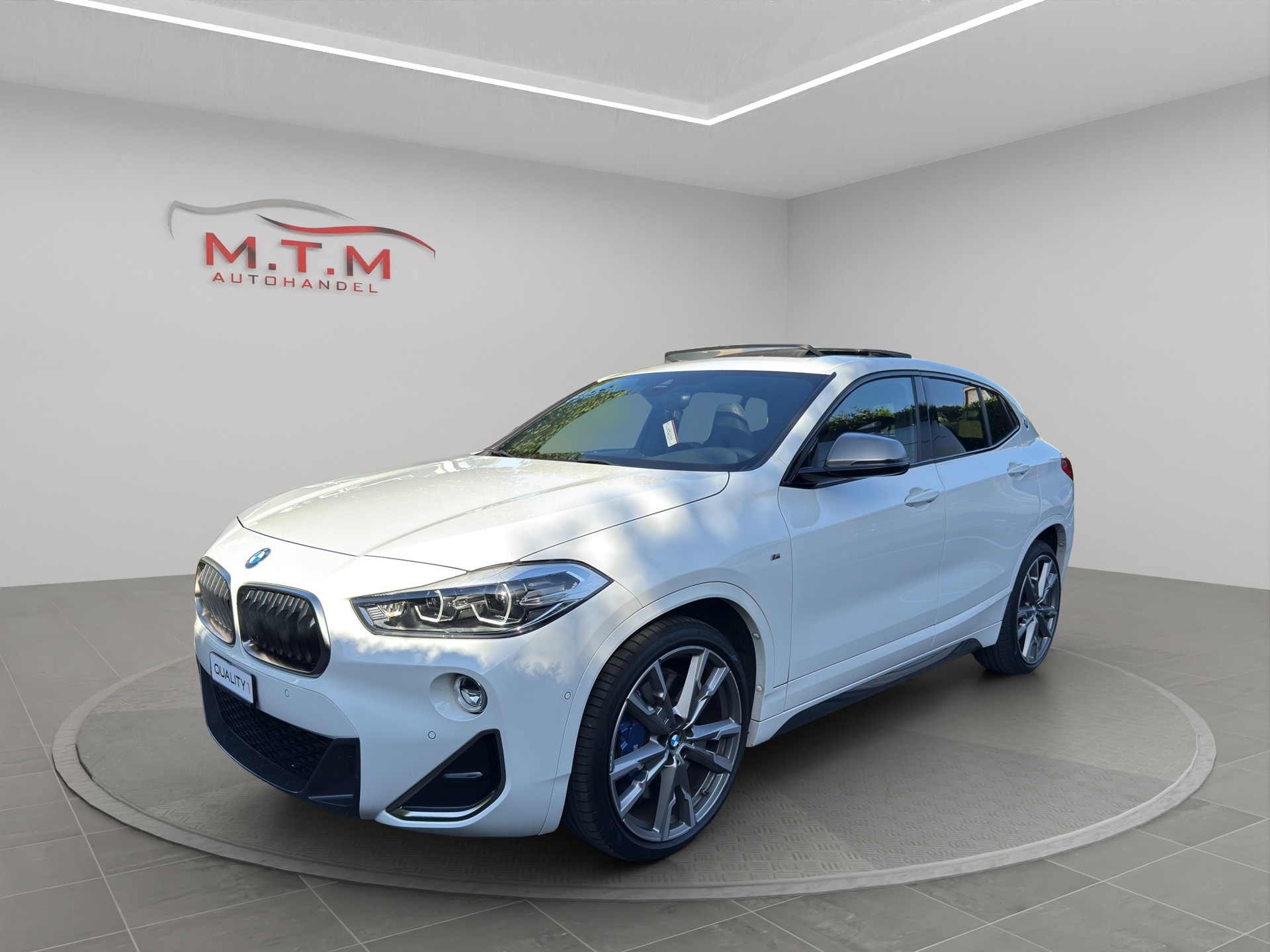 BMW X2 M35i Steptronic-image-3