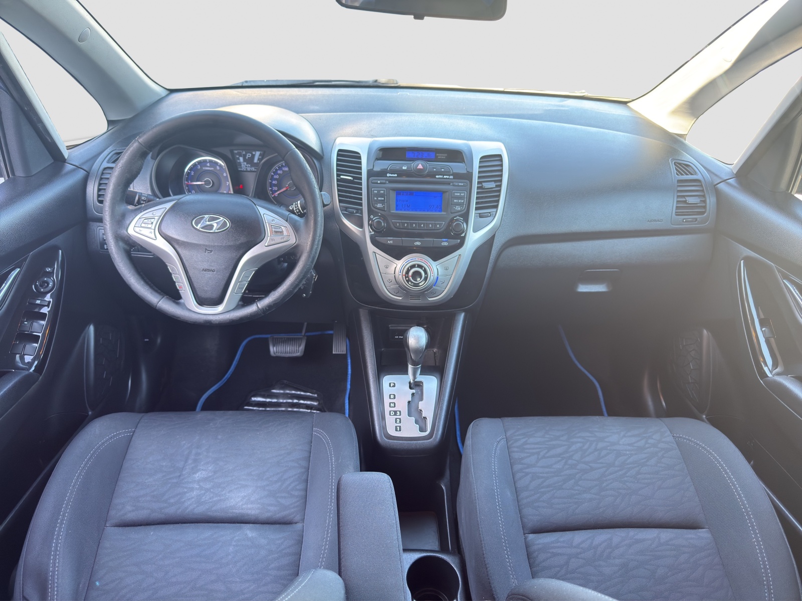 HYUNDAI iX20 1.6 Style Automatic-image-11