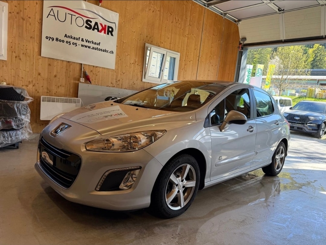 PEUGEOT 308 1.6 16V Turbo Swiss Edition-image-0