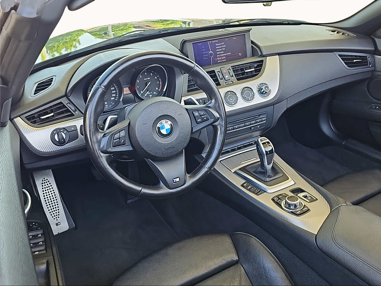 BMW Z4 sDrive35i DKG-image-12
