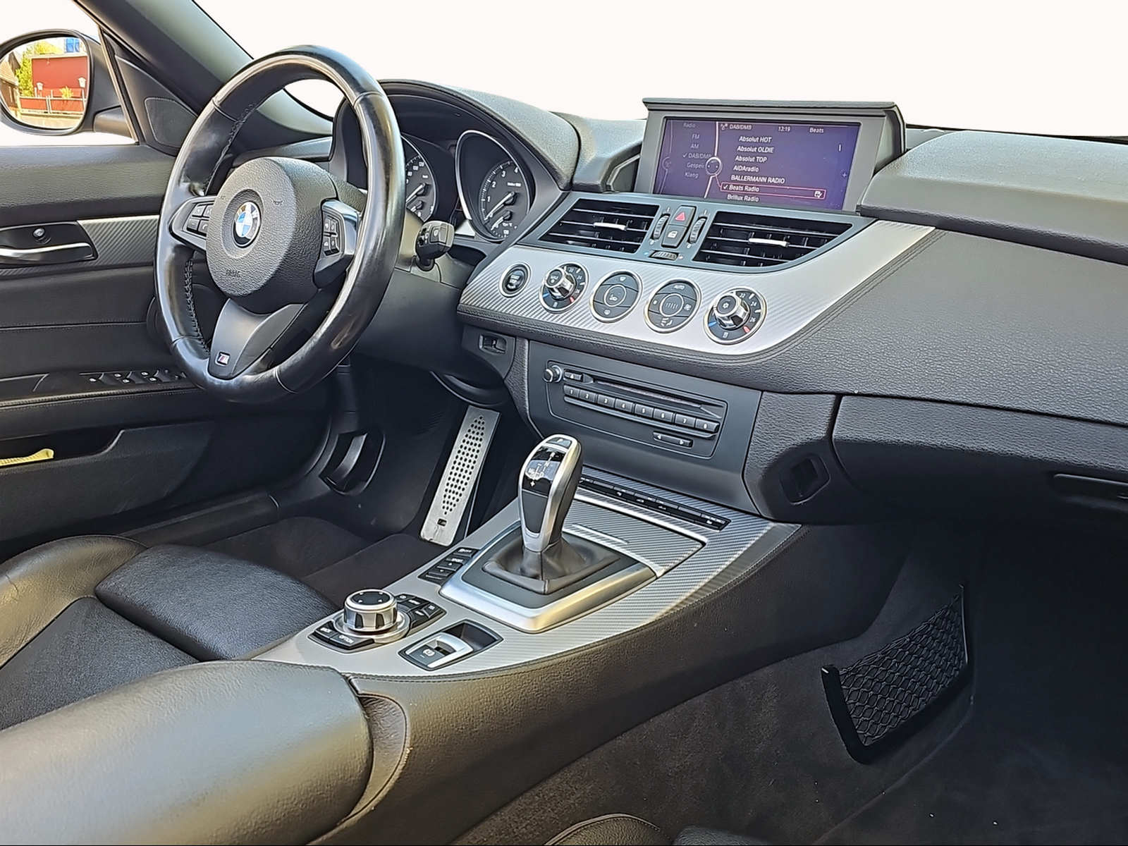 BMW Z4 sDrive35i DKG-image-15