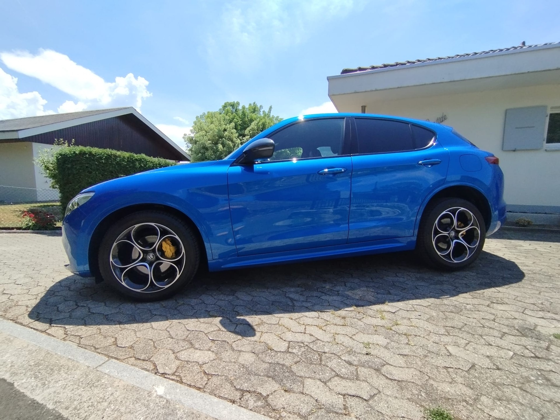 ALFA ROMEO Stelvio 2.0 Veloce Q4 Automatic-image-4