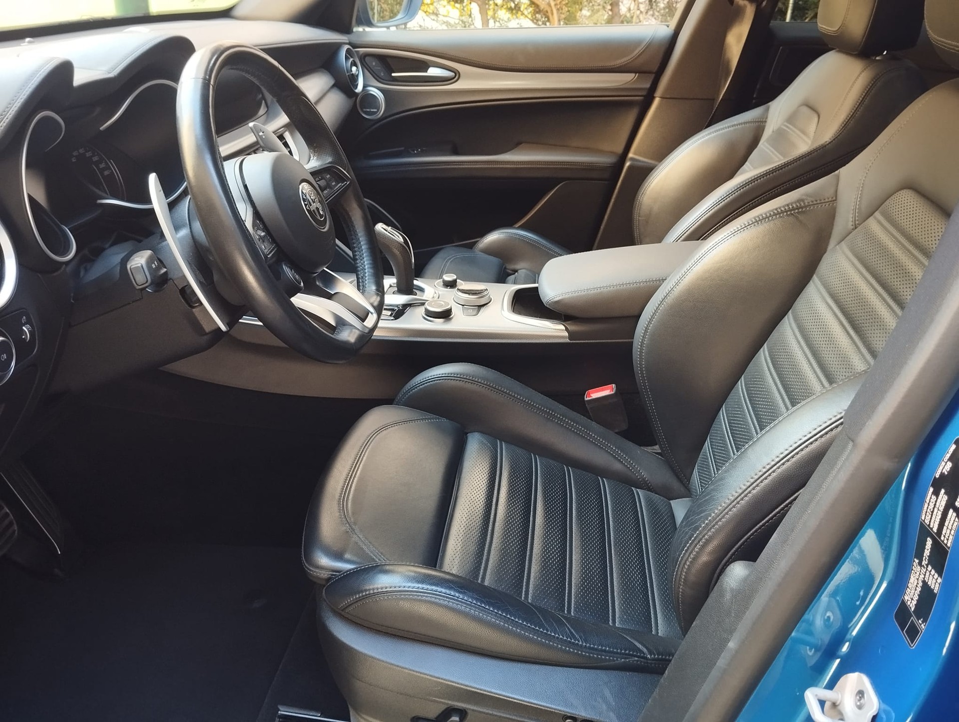 ALFA ROMEO Stelvio 2.0 Veloce Q4 Automatic-image-7