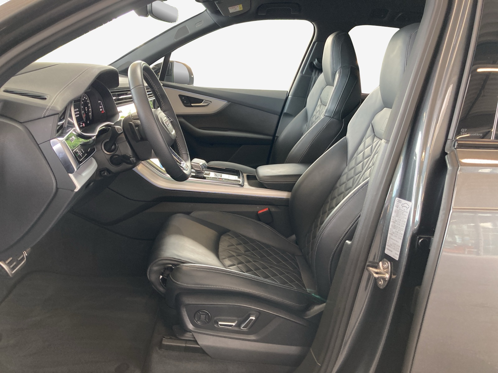 AUDI Q7 SUV TDI quattro 210 kW S Line tiptronic-image-7