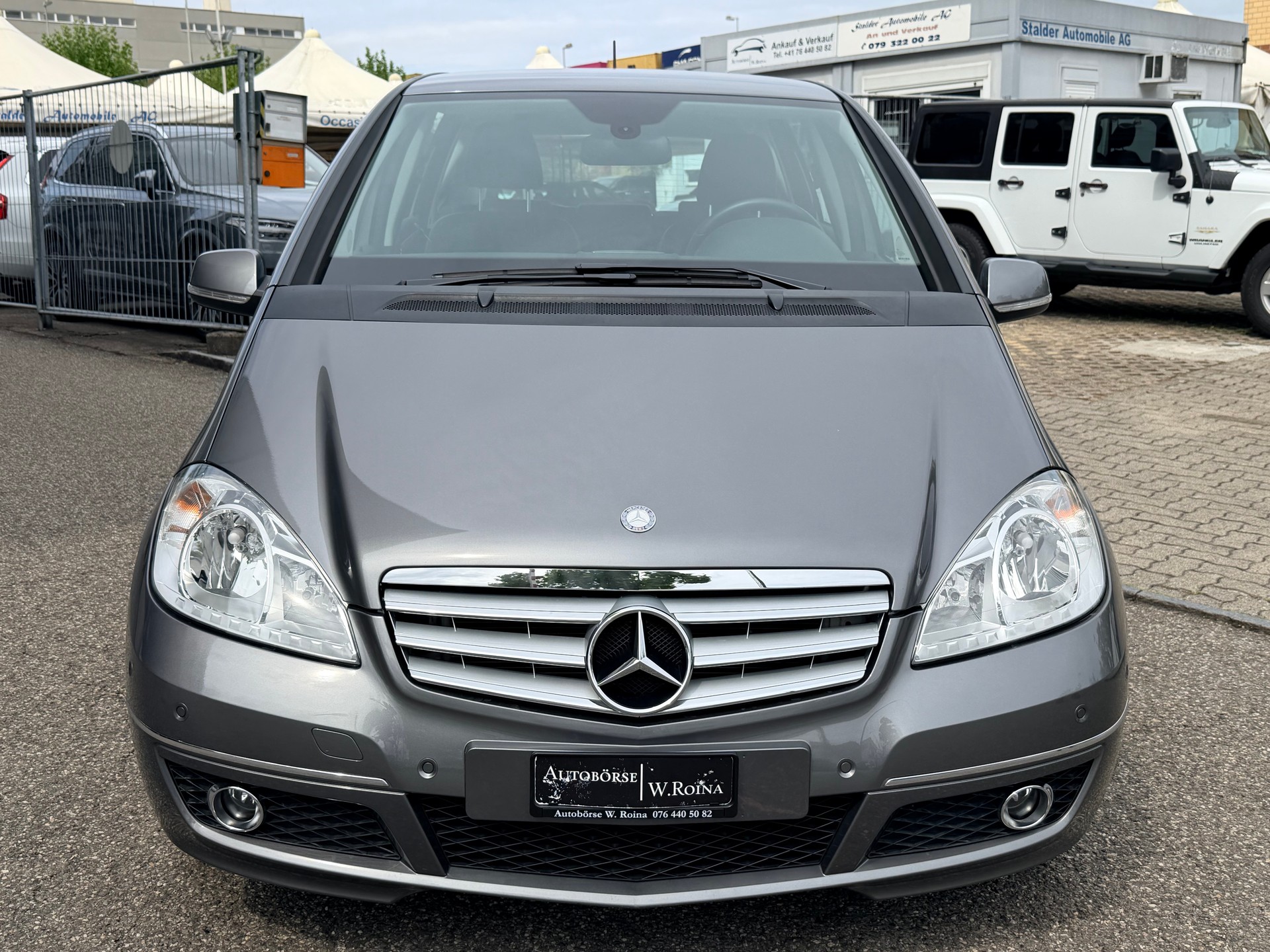 MERCEDES-BENZ A 180 Avantgarde Selection Autotronic-image-7